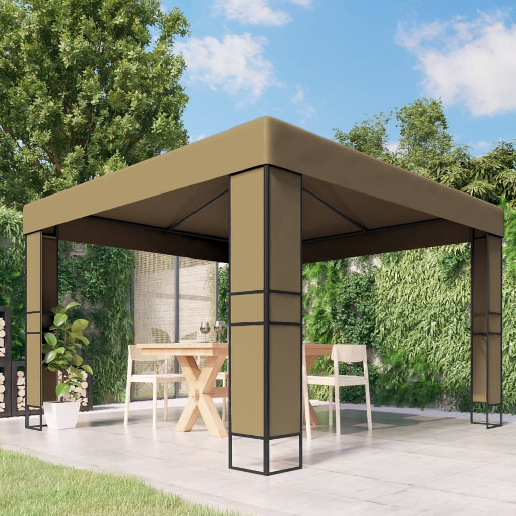 Paviljong Med Dubbeltak