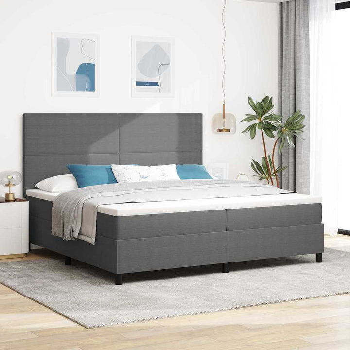 Led Box Säng Och Vit Kordread Tyg